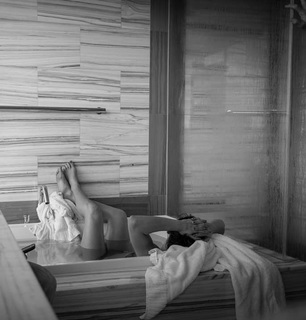 Maycee Barber feet photo thumbnail