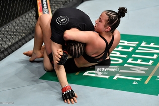 Maycee Barber feet photo thumbnail