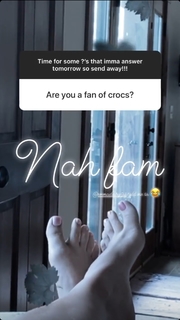 Maycee Barber feet photo thumbnail