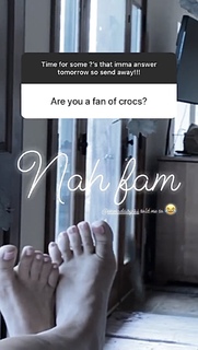 Maycee Barber feet photo thumbnail