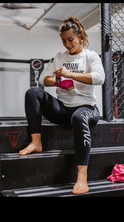 Maycee Barber feet photo thumbnail