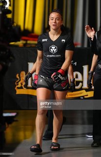 Maycee Barber feet photo thumbnail