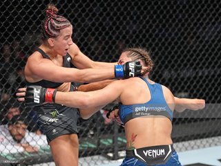 Maycee Barber feet photo thumbnail