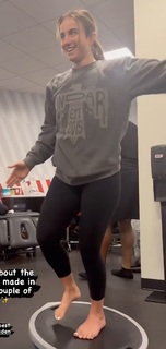 Maycee Barber feet photo thumbnail