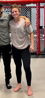 Maycee Barber feet photo thumbnail