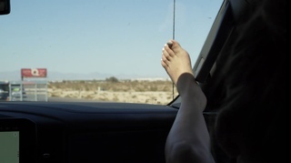 Maycee Barber feet photo thumbnail