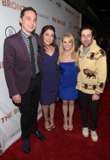 Mayim Bialik feet photo thumbnail
