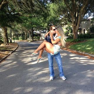 Mayra Cardi feet photo 2