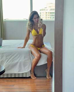 Mayra Cardi feet photo 10