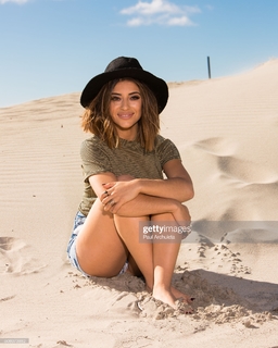Mayra Leal feet photo 11