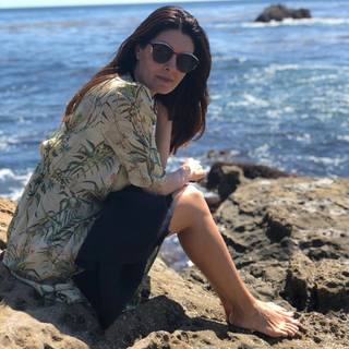 Mayrín Villanueva feet photo thumbnail