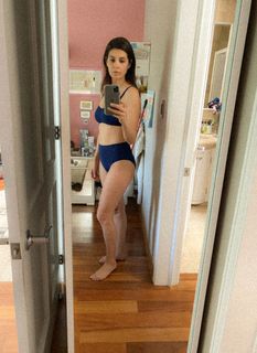 Mayrín Villanueva feet photo 8