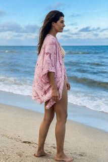 Mayrín Villanueva feet photo 7