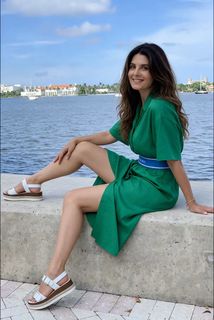 Mayrín Villanueva feet photo 4