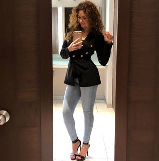 Mayté Carranco feet photo thumbnail