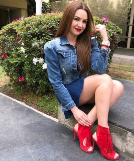 Mayté Carranco feet photo thumbnail