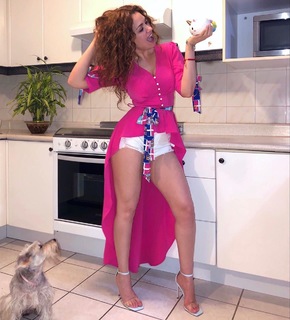 Mayté Carranco feet photo thumbnail