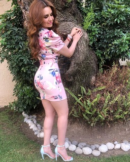 Mayté Carranco feet photo thumbnail