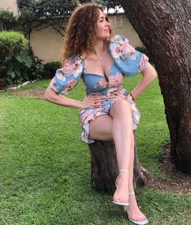 Mayté Carranco feet photo thumbnail