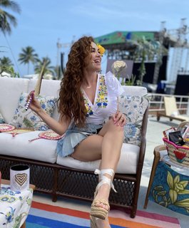 Mayté Carranco feet photo thumbnail