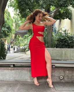 Mayté Carranco feet photo thumbnail