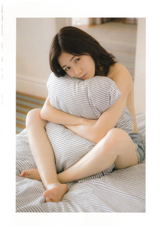 Mayu Watanabe feet photo 10