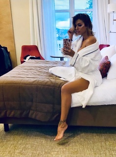 Maéva Martinez feet photo 1