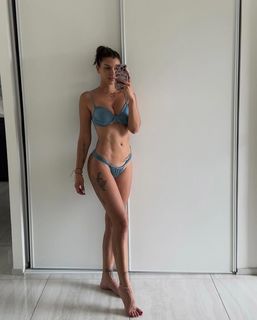 Maéva Martinez feet photo 4
