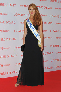 Maëva Coucke feet photo 13