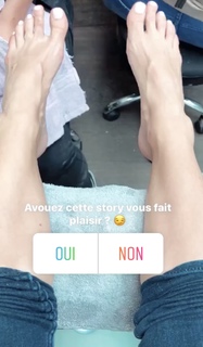 Maëva Coucke feet photo 3