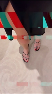 Maëva Coucke feet photo 5