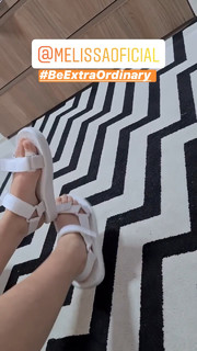 Maísa Silva feet photo thumbnail