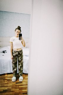 Maísa Silva feet photo thumbnail