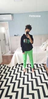 Maísa Silva feet photo thumbnail