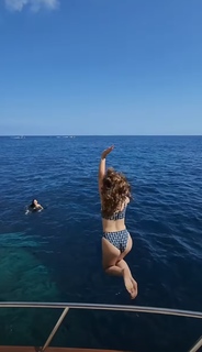 Maísa Silva feet photo thumbnail