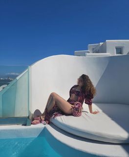 Maísa Silva feet photo thumbnail