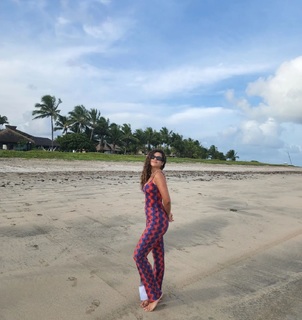 Maísa Silva feet photo thumbnail