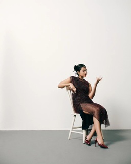 Maísa Silva feet photo thumbnail