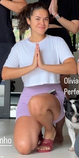 Maísa Silva feet photo thumbnail