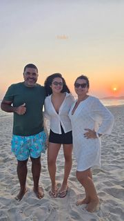 Maísa Silva feet photo thumbnail