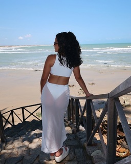Maísa Silva feet photo thumbnail