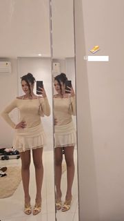 Maísa Silva feet photo thumbnail