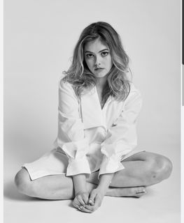 McKaley Miller feet photo 1