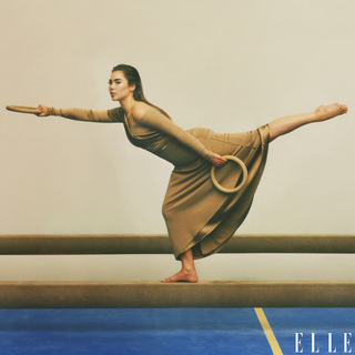 McKayla Maroney feet photo thumbnail