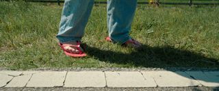 Mckenna Grace feet photo thumbnail