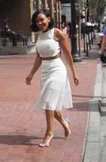 Meagan Good feet photo thumbnail