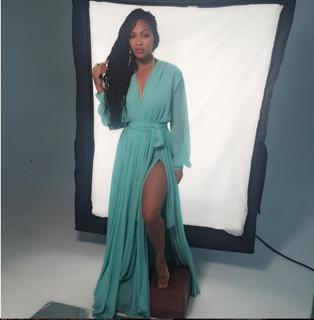 Meagan Good feet photo thumbnail