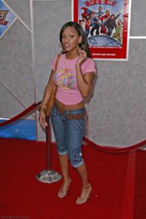 Meagan Good feet photo thumbnail
