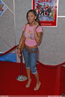 Meagan Good feet photo thumbnail