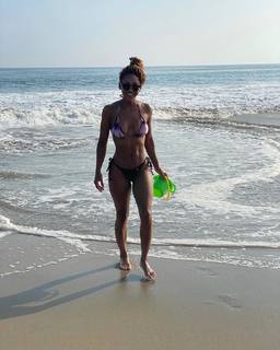Meagan Good feet photo thumbnail